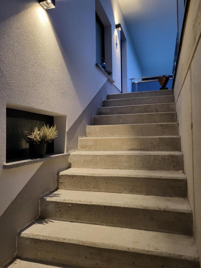 Apart Isabella Schwendau Exteriör bild